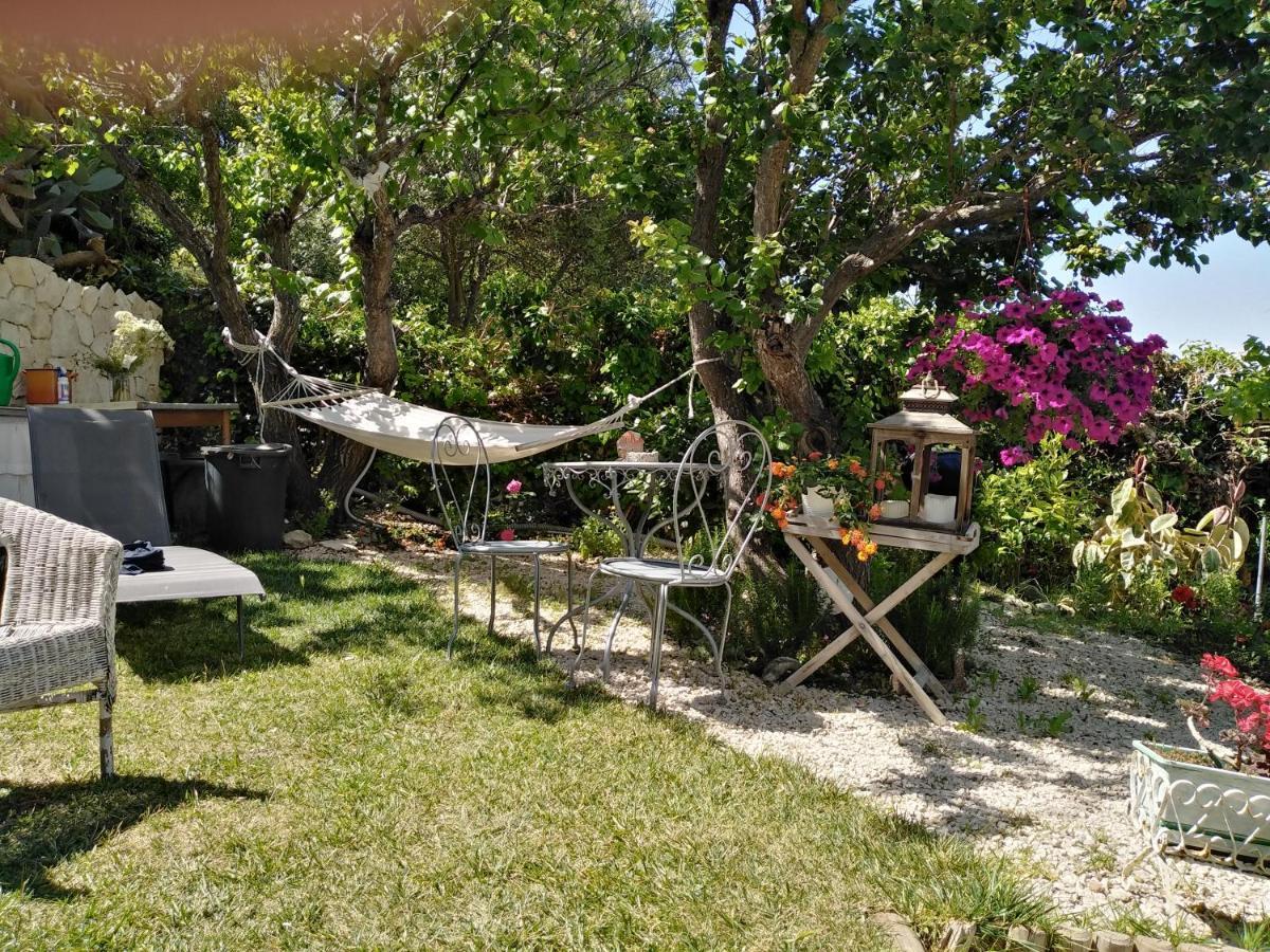 Nonna Dora Bed & Breakfast Muros Exterior photo